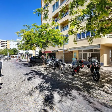 Apartment Da Rocha *