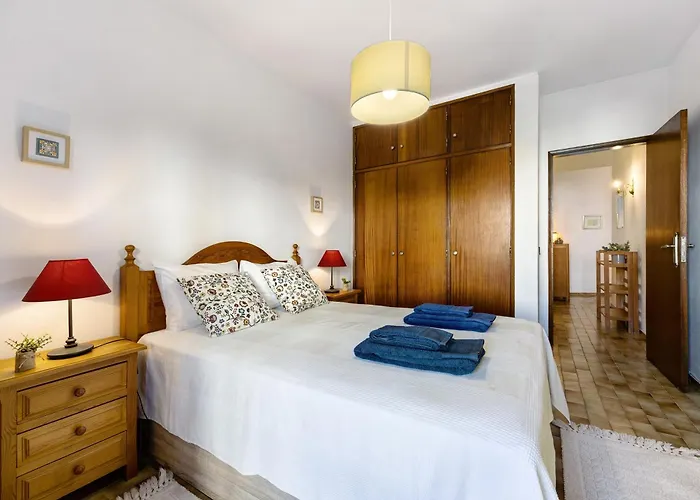 Da 프라이아 다 로차